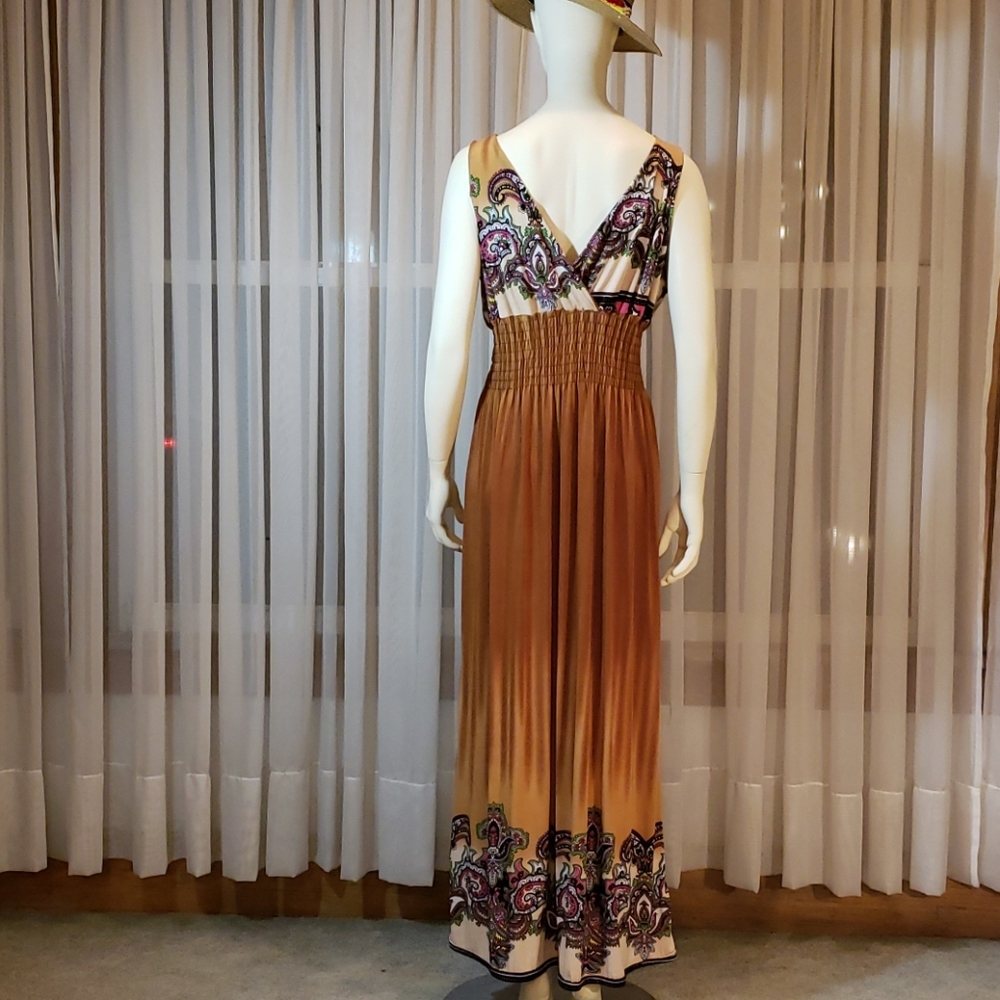 MAXI DRESS - Picture 5 of 9